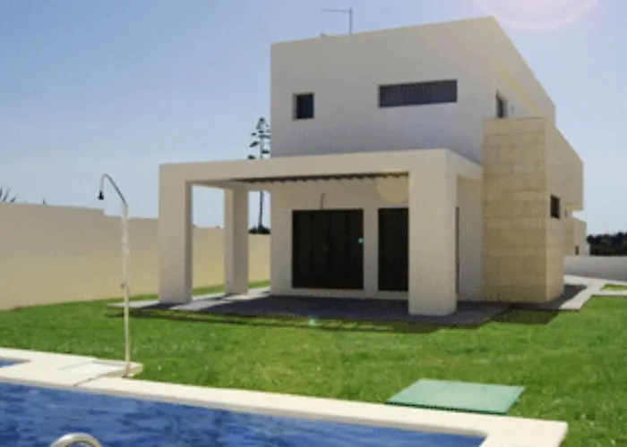 Spacious In With Private Pool *