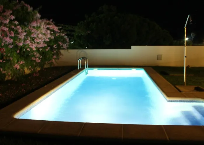 Spacious In With Private Pool Villa