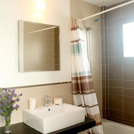 Villa Conil: Private Pool Retreat *