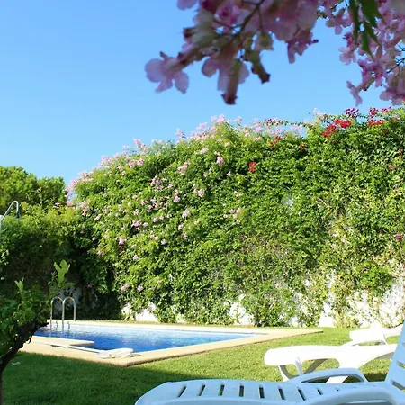 Villa Conil: Private Pool Retreat *